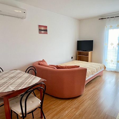 Apartments Monika 比比涅 外观 照片