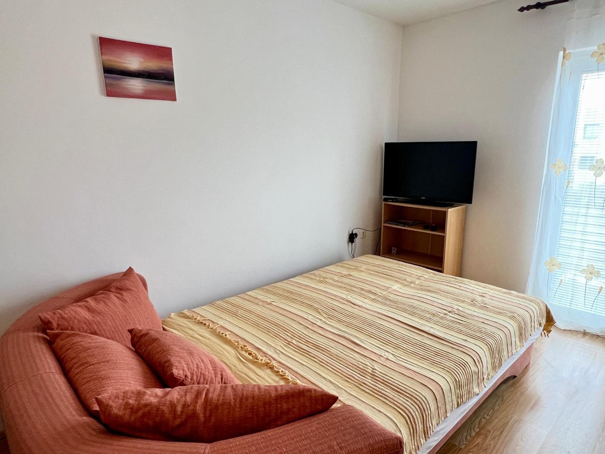 Apartments Monika 比比涅 外观 照片